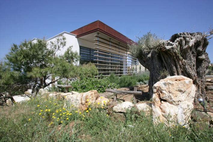 Villa Karavi 포모스 외부 사진